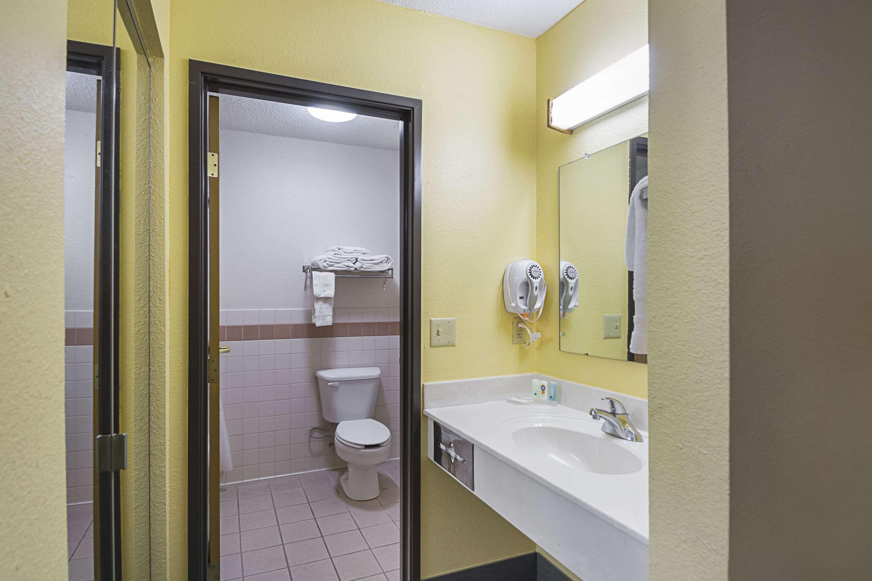Quality Inn & Suites Harrington - Milford Ngoại thất bức ảnh
