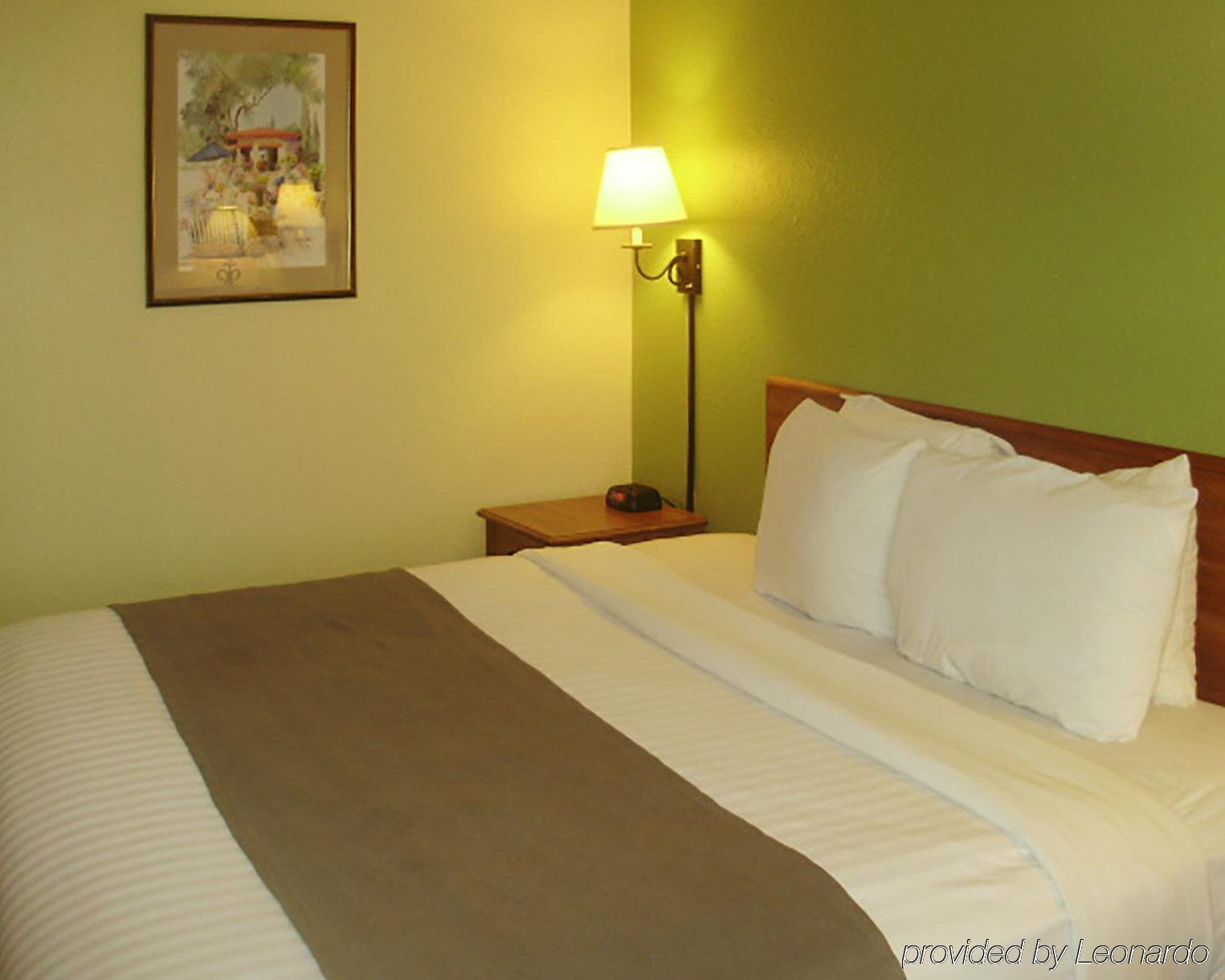 Quality Inn & Suites Harrington - Milford Ngoại thất bức ảnh